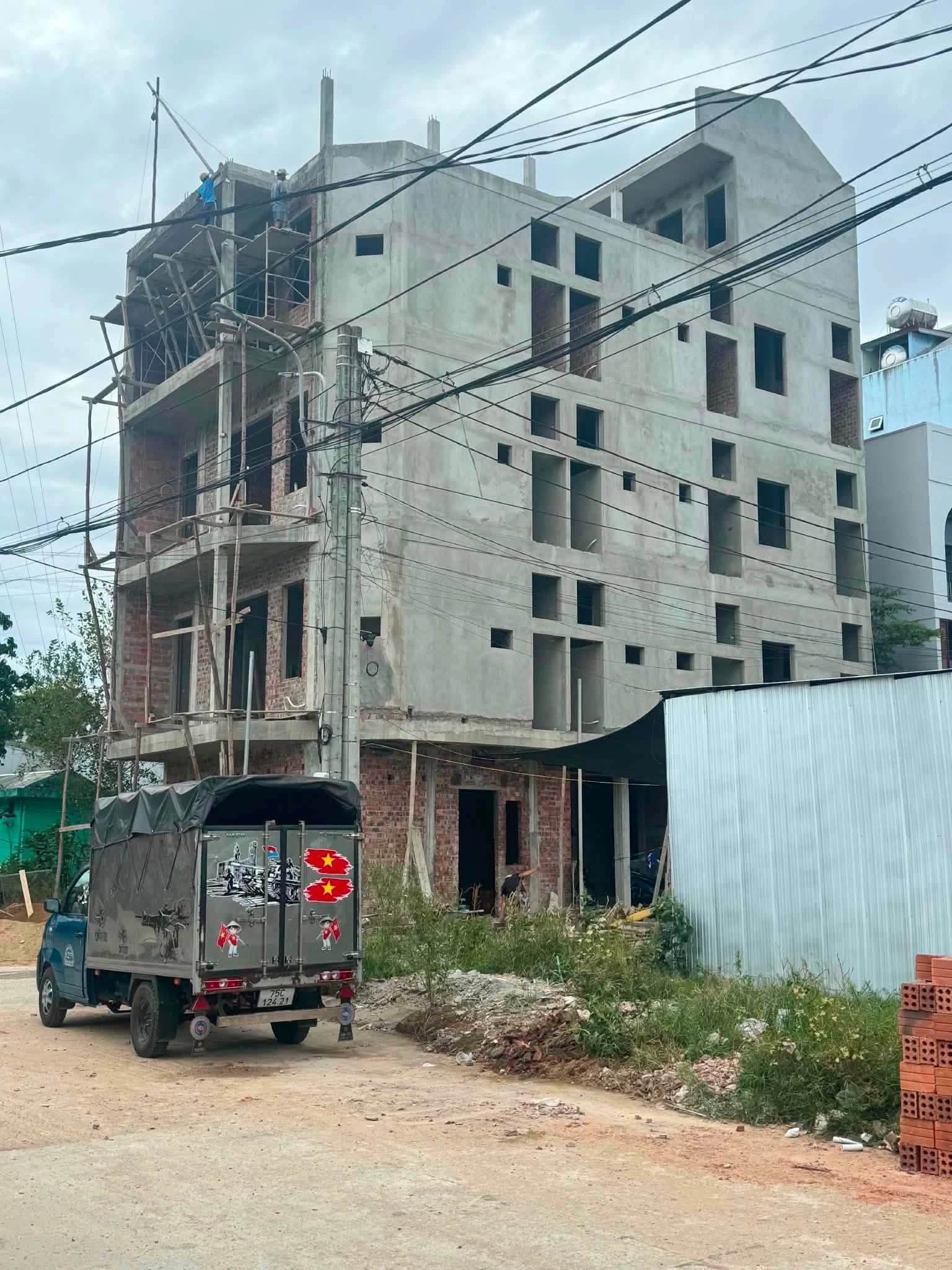 Cư xá Đạt vy — ảnh 1